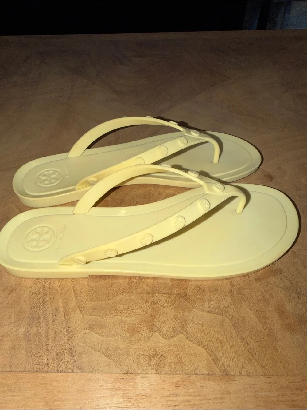 Tory Burch Studded Jelly Thong Flip Flop Sandals Size 8